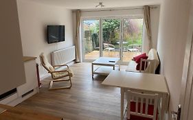 Adorable One-Bedroom Flat With Patio Garden.
